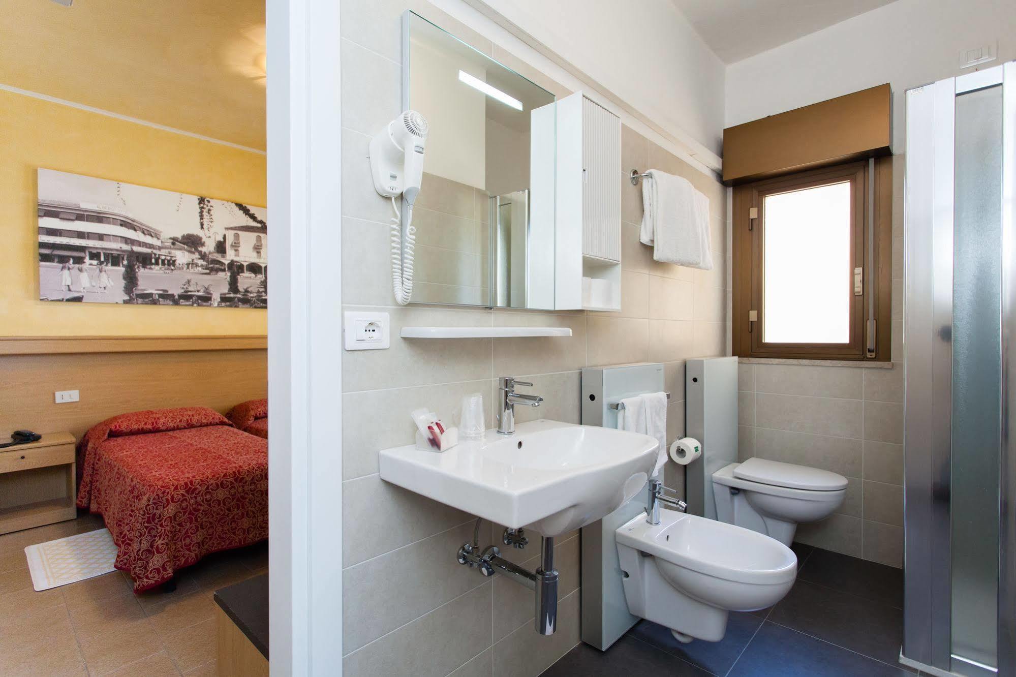 Hotel Al Mare Lido di Jesolo Ngoại thất bức ảnh